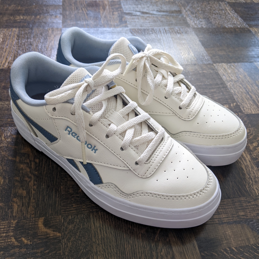 Reebok Classic White Blue Sneakers - Picture 5 of 9